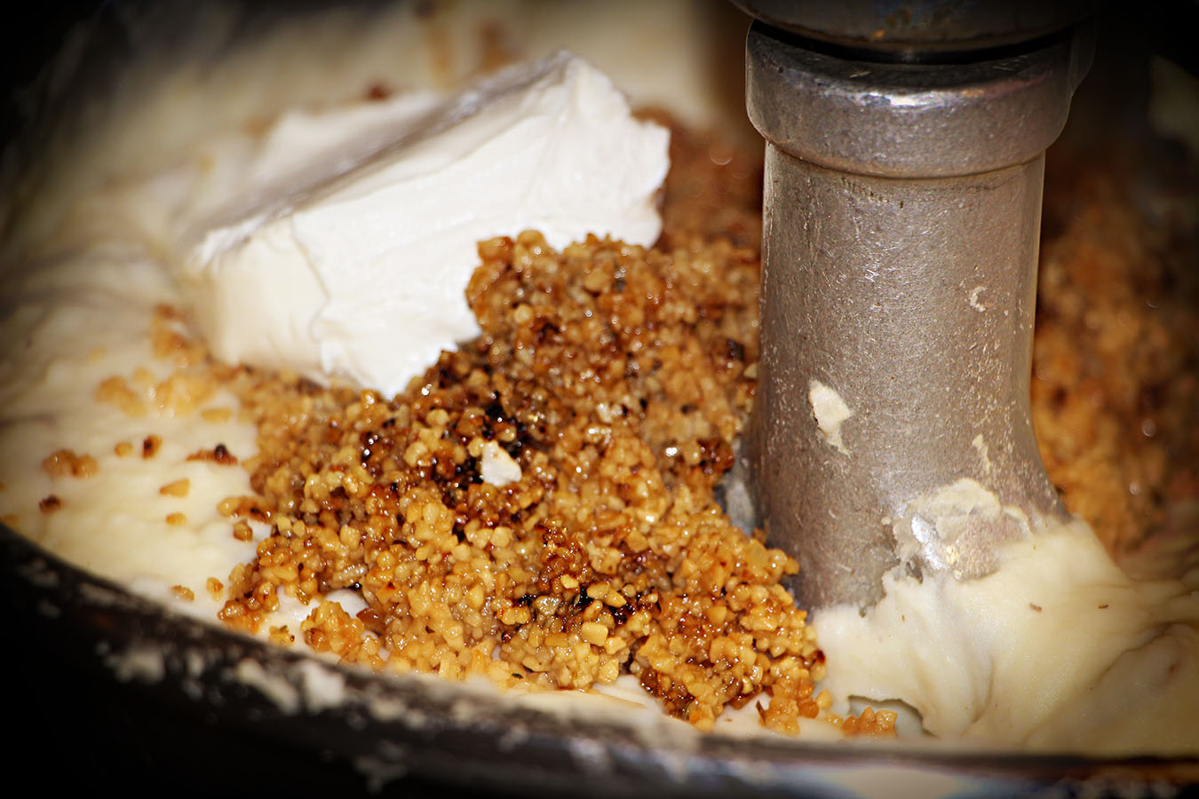 Oh the creamy, garlicky goodness!