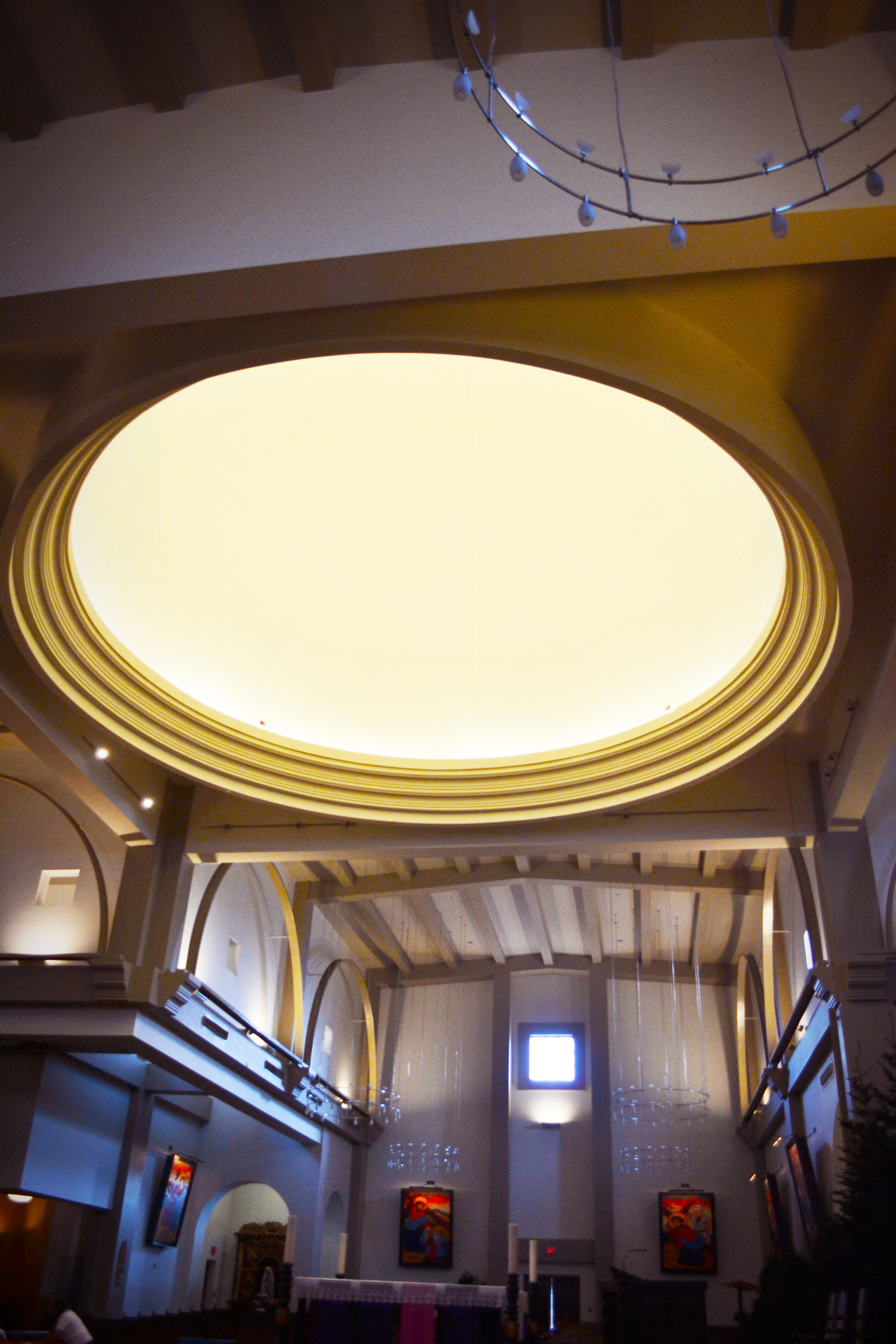 This dome is just ... so, so big.  Lets in wonderful light, too...