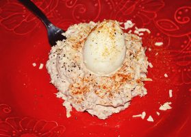 Tuna a la oeuf