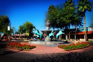 Scottsdale Waterfront with Vicki