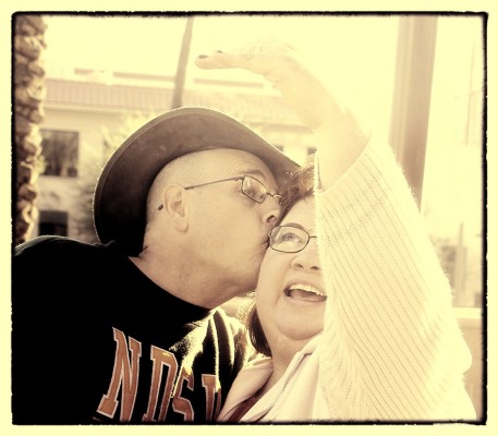 Paul & Nettie, sittin’ in a tree…
